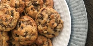 Chewy Kitchen Sink Cookies