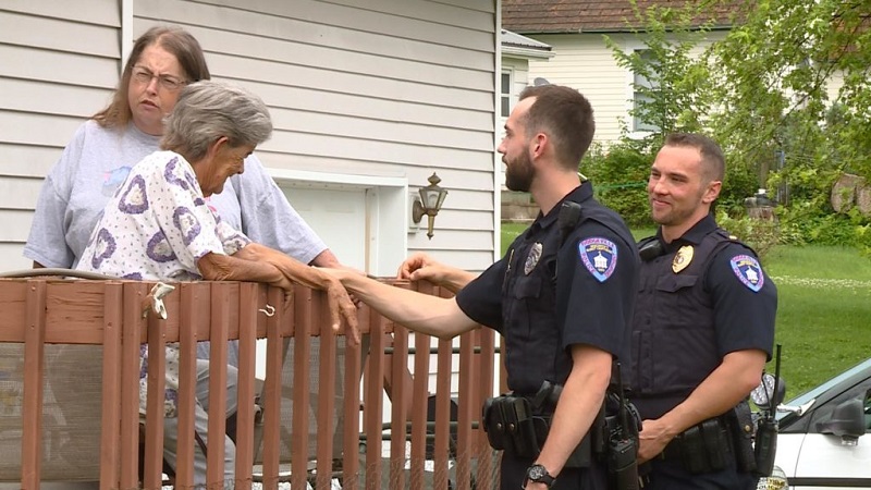 Police working with Community Member