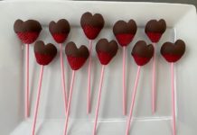 Heart Chocolate Covered Strawberries Heart Chocolate Covered Strawberries