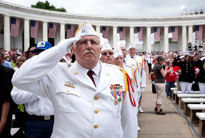 President Obama attends Memorial Day Ceremonies