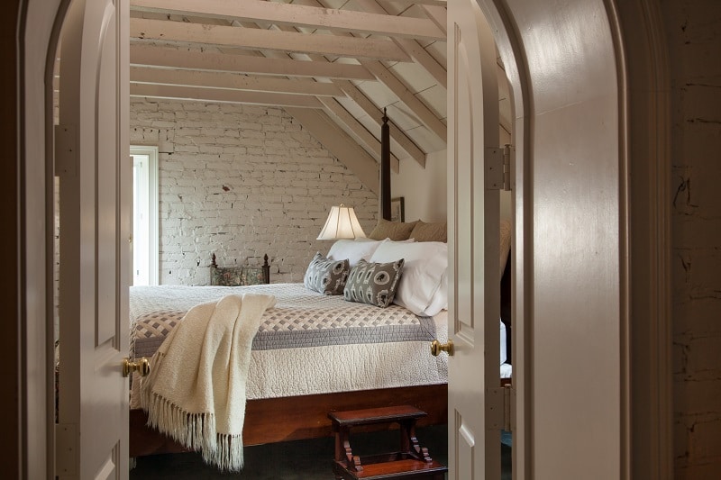 Attic Room at Inn at Woodhaven