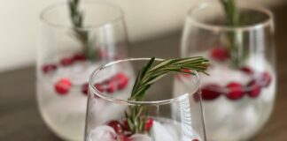 Mistletoe Kiss Cocktail