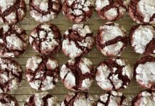 Red Velvet Crackle Cookies
