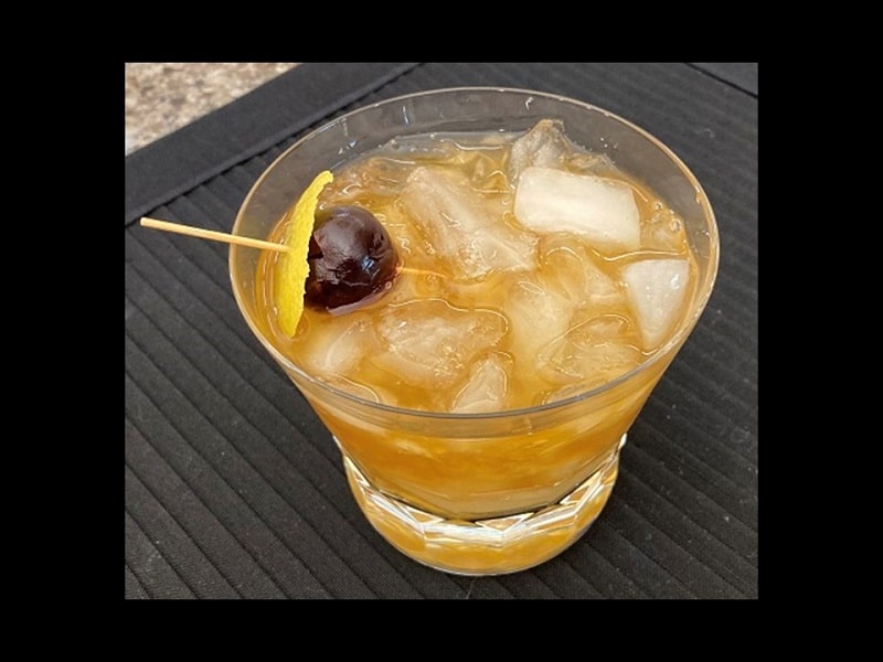 Man O'War Hoiles Man O'War