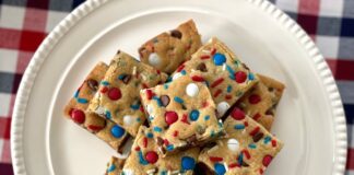 Chocolate Chip Cookie Bars Patriotic