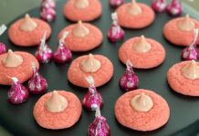 Strawberry Milkshake Cookies Strawberry Milkshake Cookies