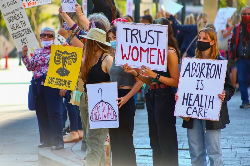 Roe v. Wade Trust Women Abortion is Healthcare