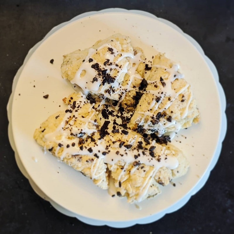 Blue Sunflour Cookies and Cream Scones