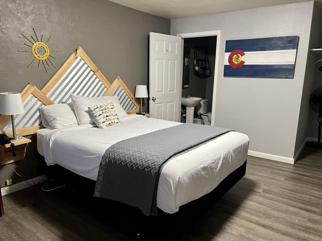 Bedroom at Buffalo Lodge Bicycle Resort.