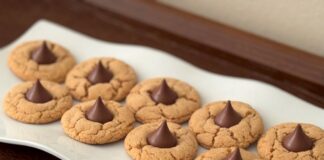 Peanut Butter Blossom Cookies